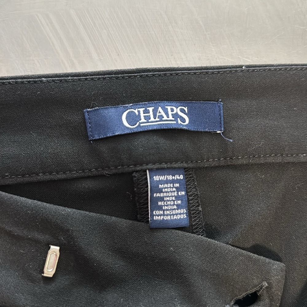 Chaps Cropped Slacks - Picture 9 of 12